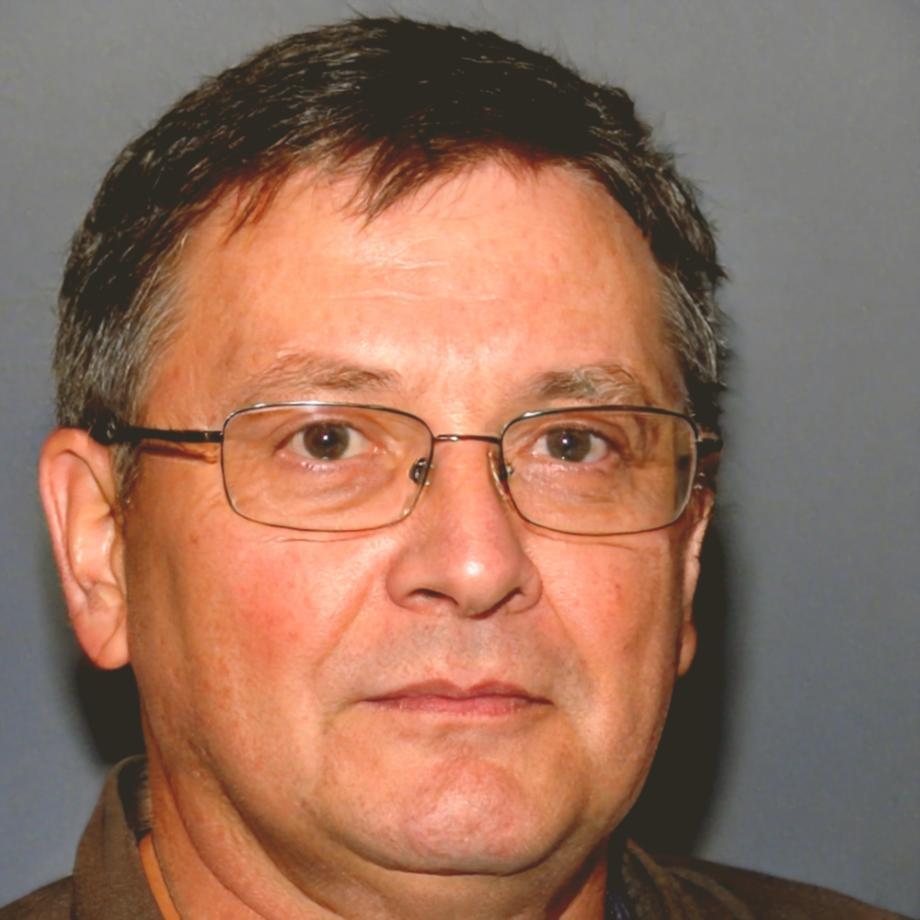 Portrait von Dr. Henrik Sandberg